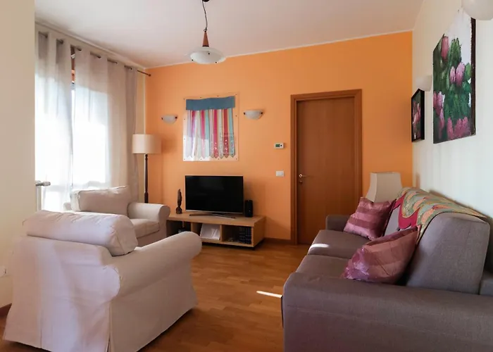 Italianway Comfort - Tolstoi 1 Апартаменты Милан
