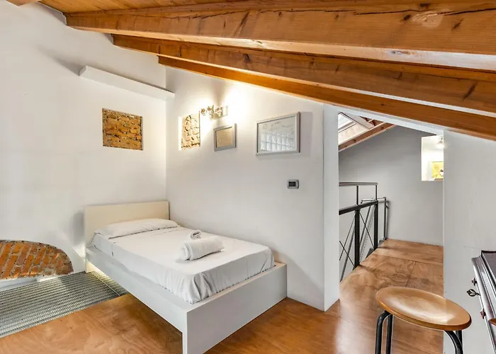 A Loft - Metro Centro- 5 Posti Milão