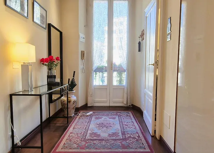 Апартаменты Nonna Nilla, A Large And Cozy Flat In Porta Venezia *
