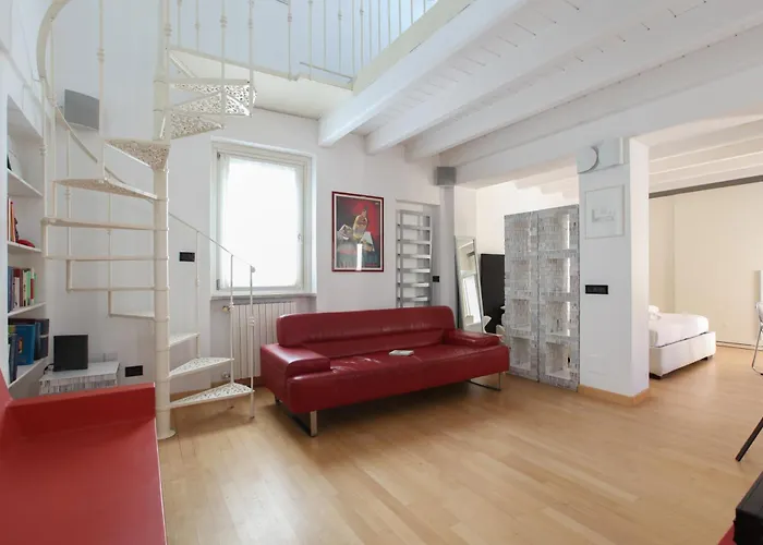 Hacca Collection - Open Space In Porta Ticinese Apartment *