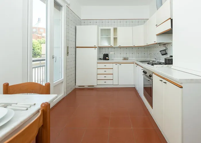 Artstay Porta Romana Apt, Parking, Centre * Milano