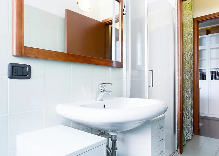 Exclusive With Terrace At 15 Min To Duomo Apartment Milan