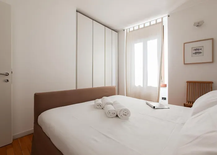 Hacca Collection - Brera & Fashion District - Bright 2br *