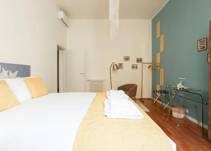 아파트 Hacca Collection - Chic 2br In Cool Porta Venezia District