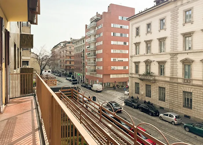 Artstay - Exclusive In Porta Romana, Free Parking *