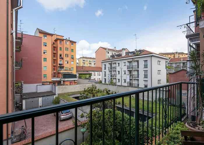 Exclusive With Terrace At 15 Min To Duomo Apartment Milan