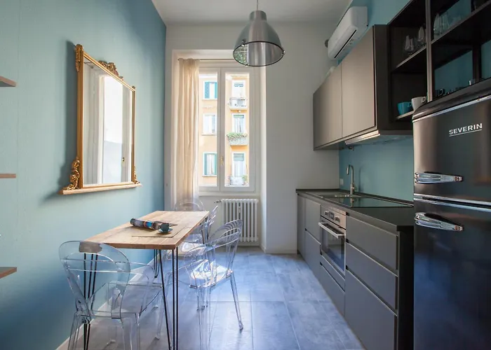 Hacca Collection - Chic 2br In Cool Porta Venezia District 아파트 *