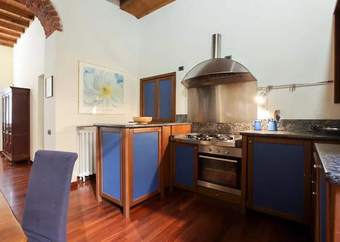 Daire Hacca Collection - Corso Magenta, Unique And Charming 2br *