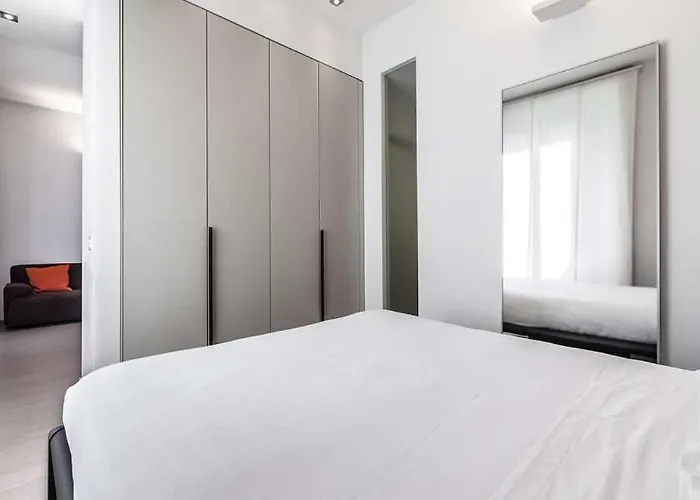 Apartment Milaninflat Milan