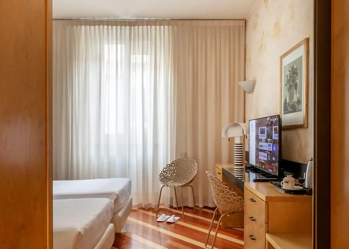 Ξενοδοχείο Sanpi 4*