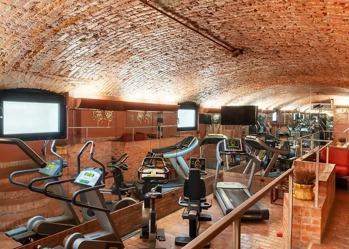 Sanpi Ξενοδοχείο 4*