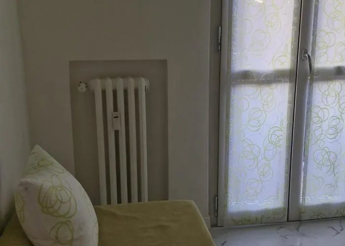 Oda ve Kahvaltı Linea 4*