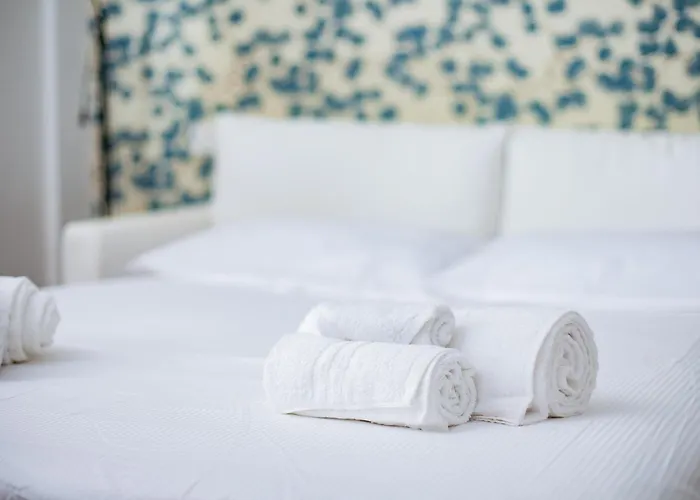 Spacious Design 4* Milan