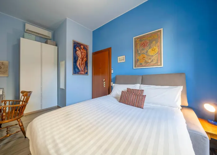 Privata Bagno E Balcone Duomo 3* Милан