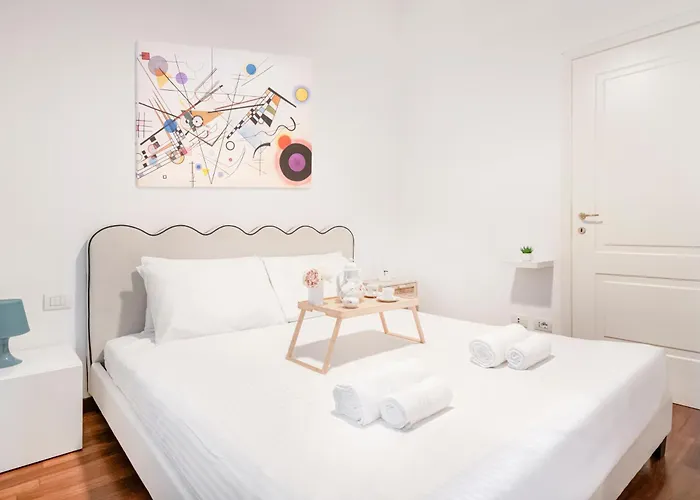 Апартаменты Easylife - - Lazzaro Papi 3 - Porta Romana