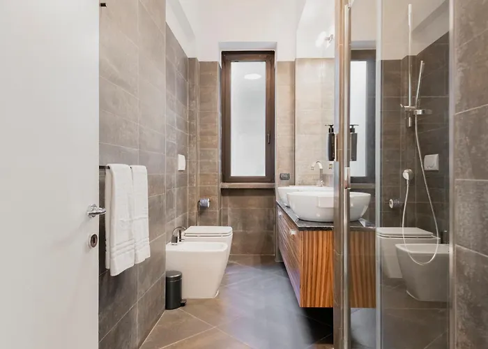 Relstay - Montenapoleone Daire *