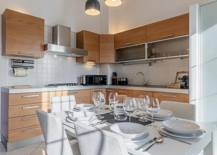 דירה Sansiro75 Large 3bdr With Private Garage Near To Fiera And Stadium