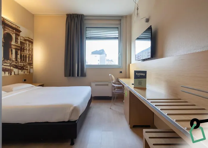 Hotiday Navigli 4*