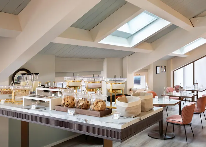 Hotel Puccini Milan, Tapestry Collection By Hilton 4*