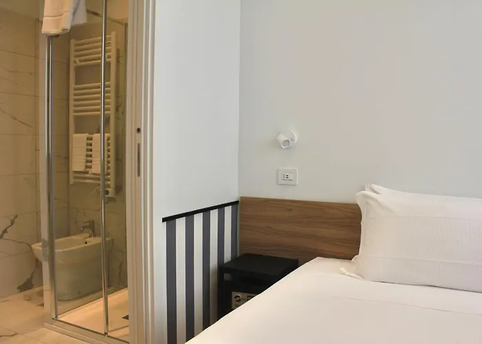 Homa Certosa District 2*