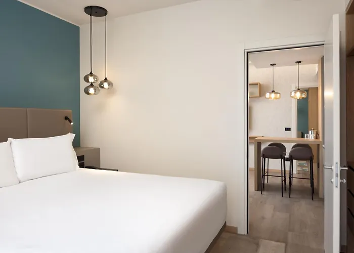 By Marriott Linate Hotell *