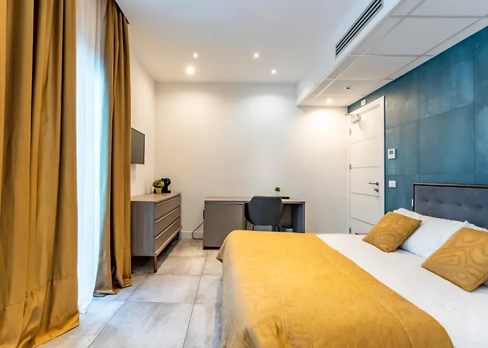 Mazzini Πανσιόν