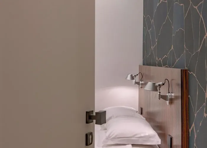 The Place 3* Milano