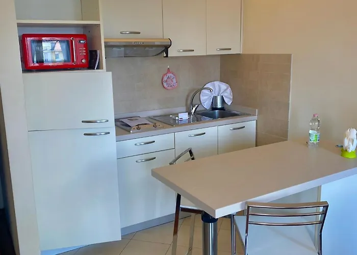 Lägenhetshotell Casa Zara & Domus Lagosta Milano