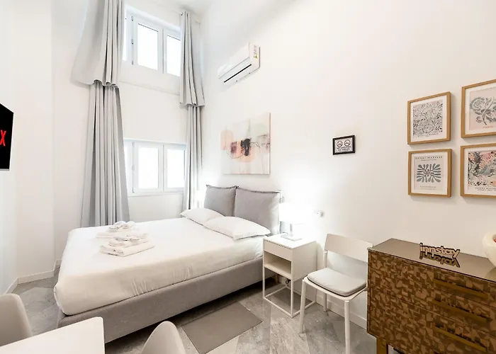 Acero&ibisco - Repubblica By Innstay 3*