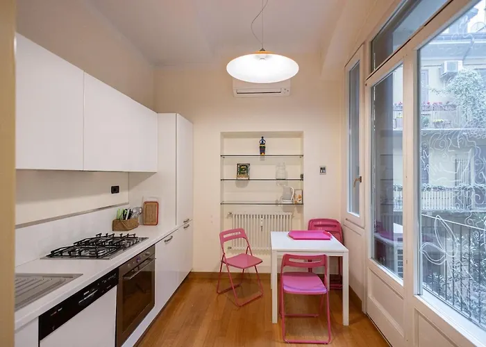 The Perfect House Like The Ones In The Movies Milán