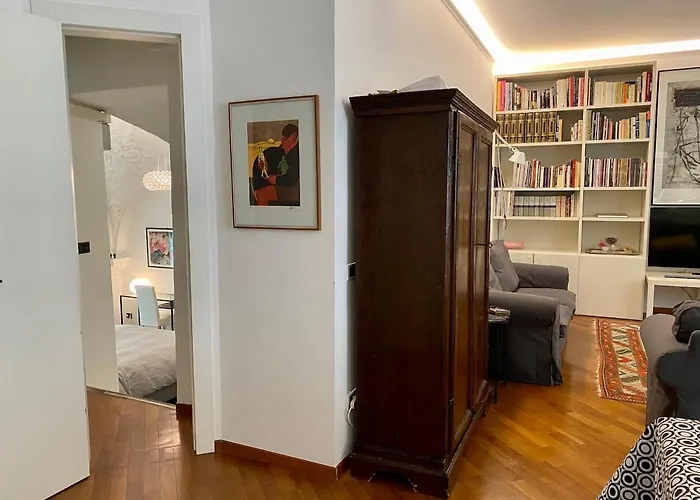 Comfortable And Convenient In Downtown דירה *