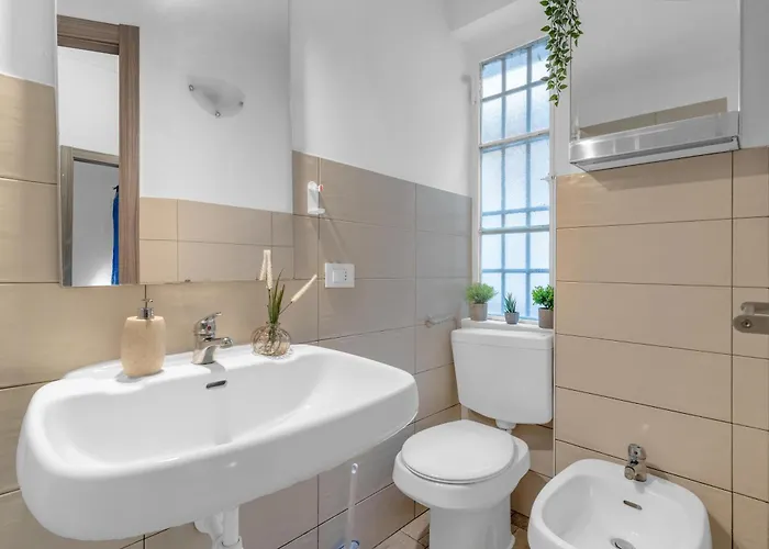 -duomo- Navigli-modica House *