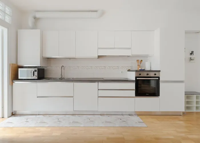 Guesthost - Modern In Corvetto Daire