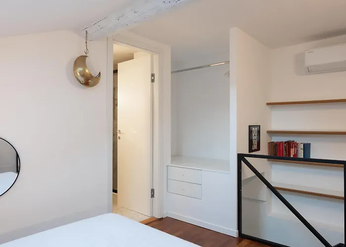 Moderno Bilocale Su Due Piani Nel Cuore Dei Navigli Appartement