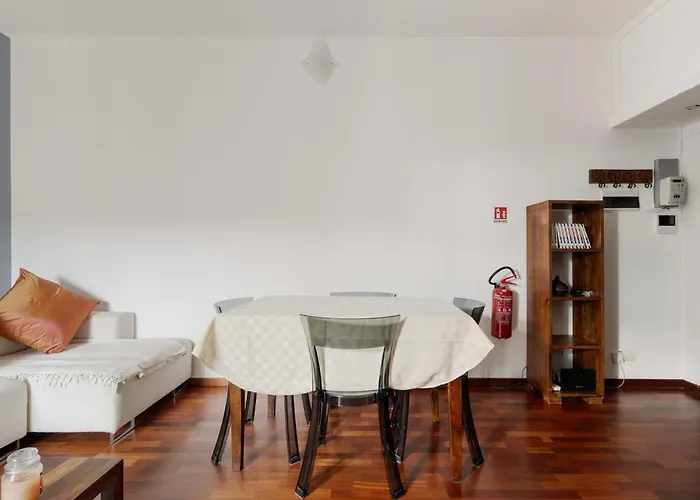 Guesthost - Navigli Comfy Milano