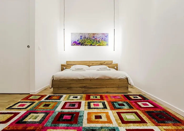 Apartament Commenda 33 *