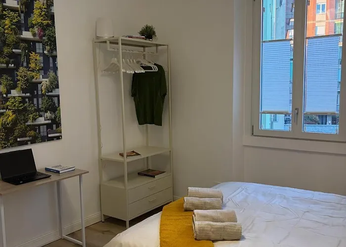 Premium Duomo Metro1, Comolake Trains11