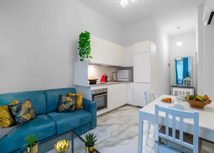 Bright '46' Cosy And Apartament *