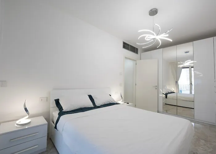 - Nuovo Con Grande Terrazza Privata アパート