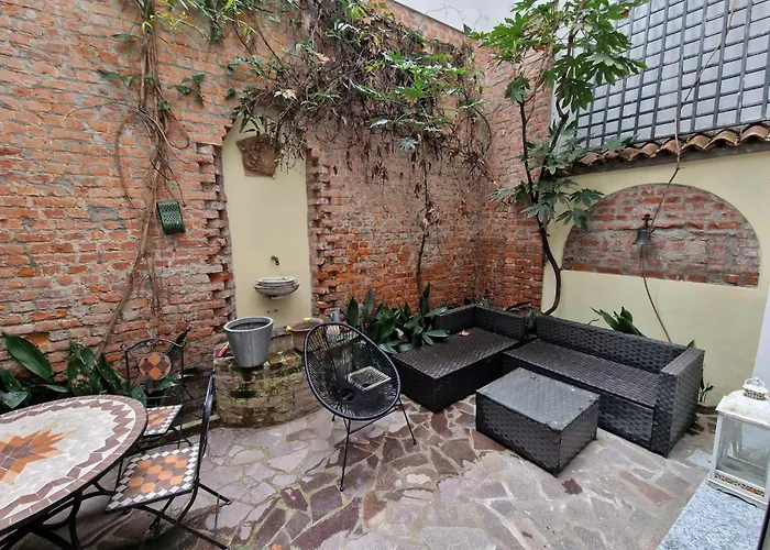 Cozy Garden In