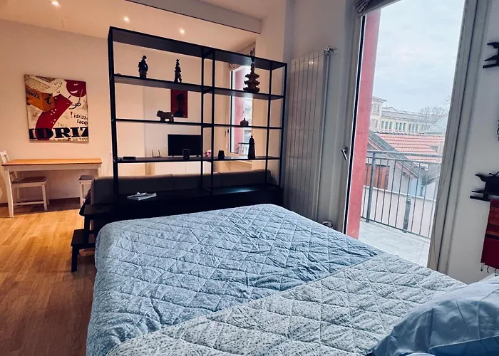 Casabella Design With Balcony Navigli Area * Mediolan