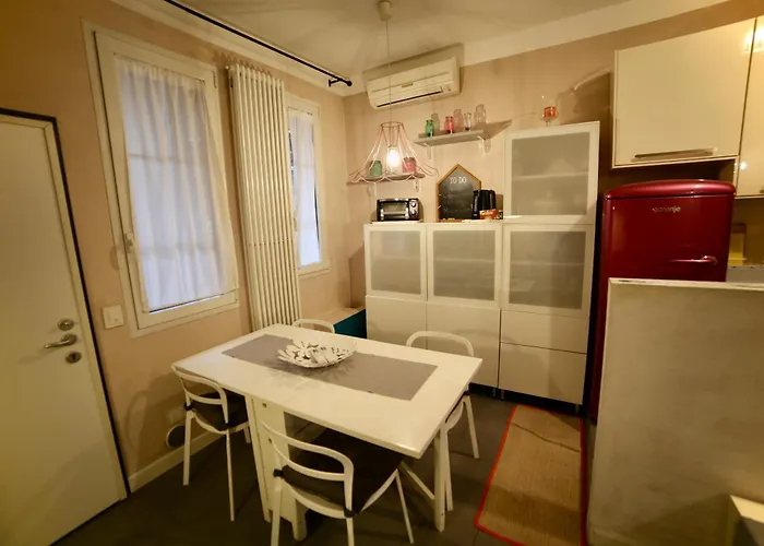 Urban Style - Cenisio M5 Connection * 米兰