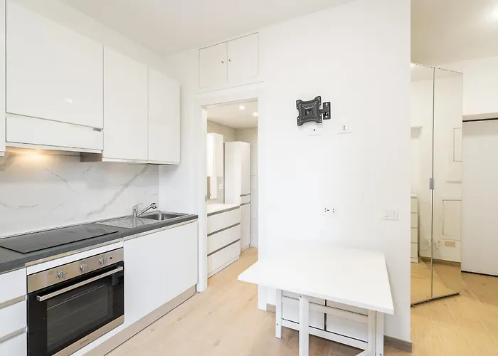 Navigli 6 - Two Steps From Porta Genova By Innstay