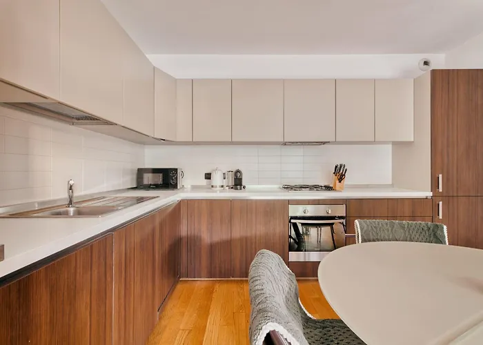 Apartman Hostmate - - Ulpio Traiano Milánó