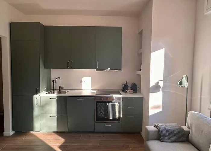Modern And Bright House 20 Minutes From The Duomo Appartement *