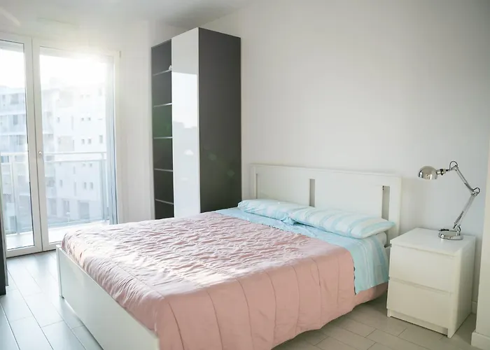 Apartmán 3br With Large Terrace - 800m From San Leonardo M1