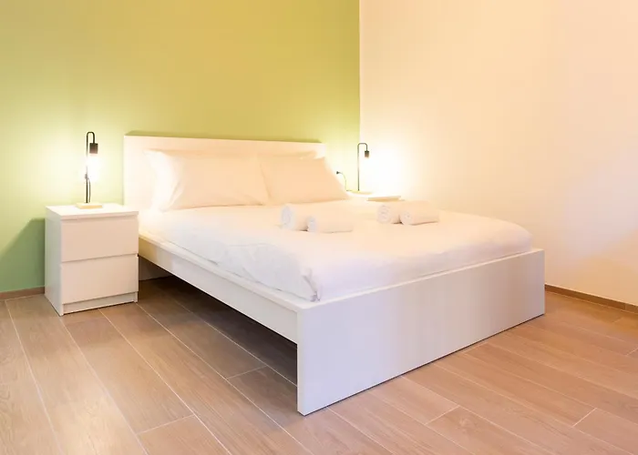 I-host - Sangro * Milan