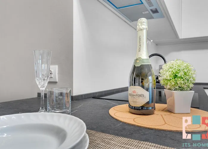 Apartment San15 - Elegant With View - *