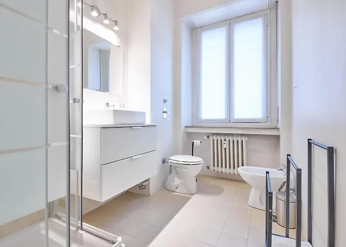 아파트 Porta Nuova Luxury 8 Minutes From The Duomo, With Ac And Wifi 밀라노