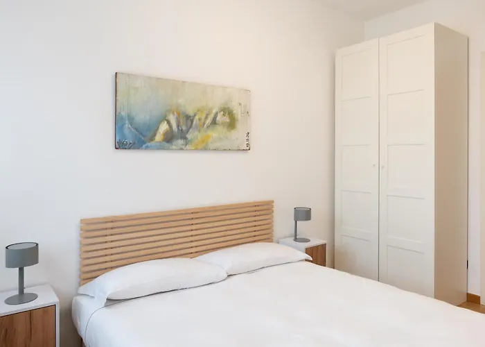 Elegant One Bedroom Bocconi Lägenhet Milano